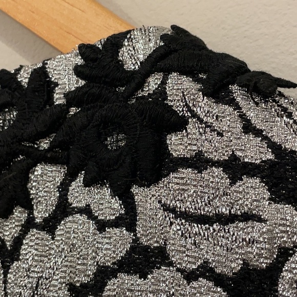 70's Wrap Dress - Picture 4 of 15